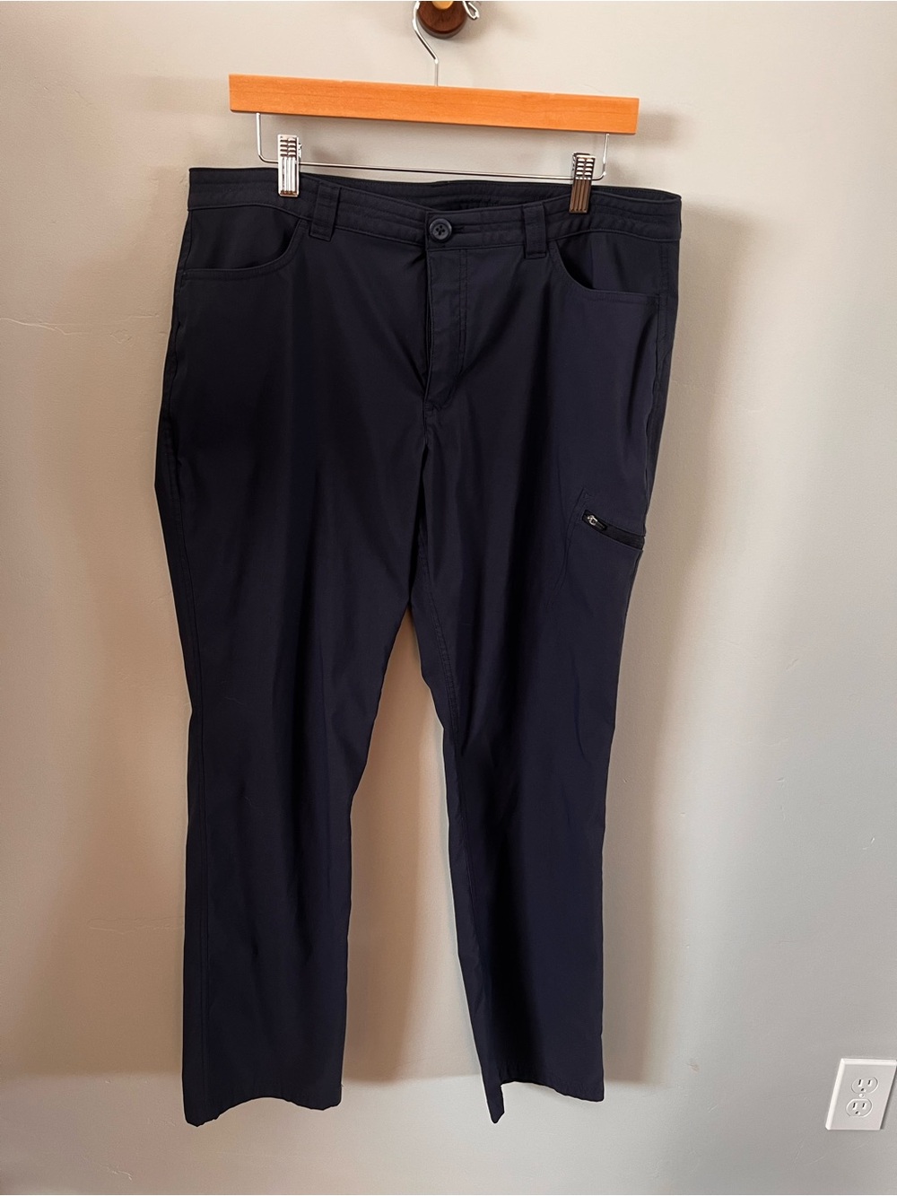Eddie Bauer Women’s Guide Pro High Rise Pants